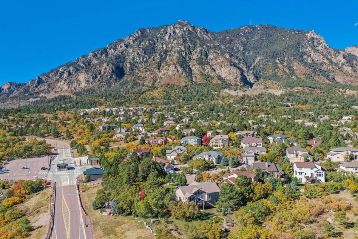 Space Command A Views Bbq Games Prime Location Colorado Springs