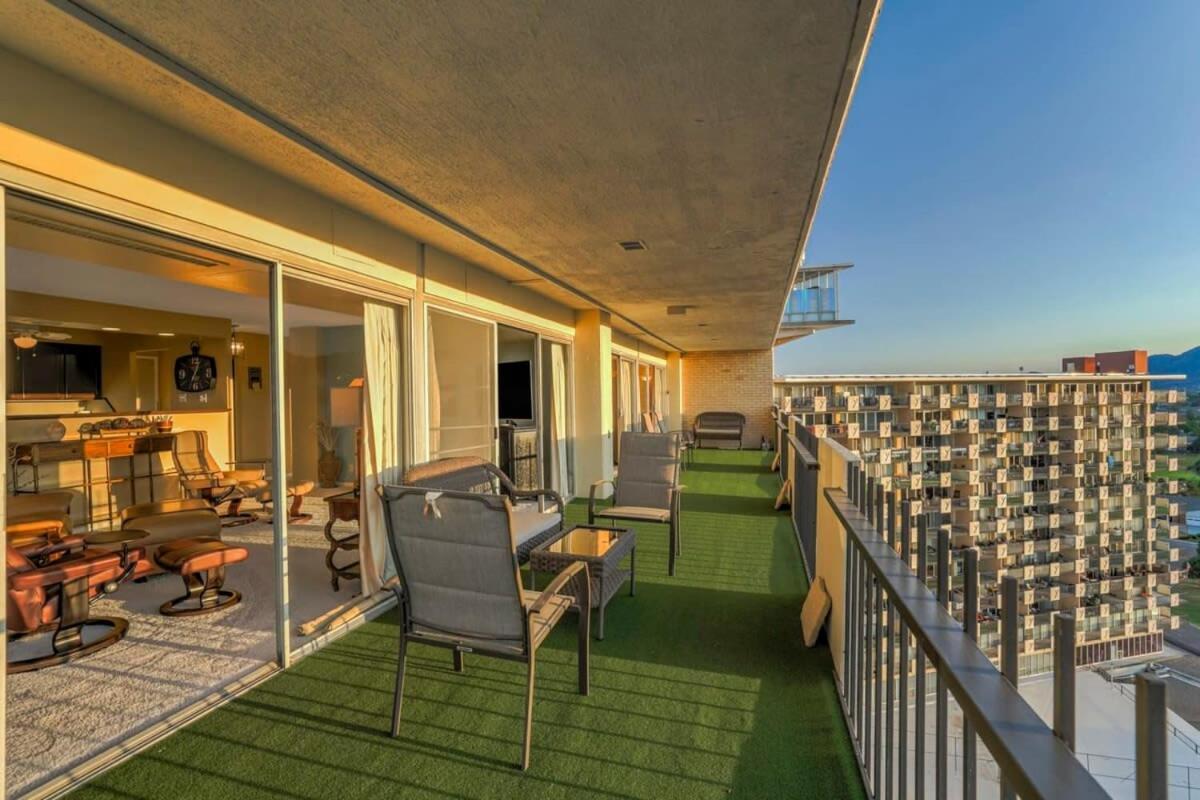Apartment Mountain Views From L-shaped Terrace