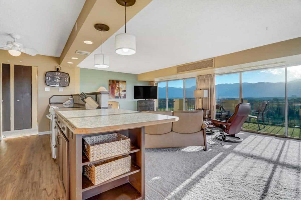 Apartment Mountain Views From L-shaped Terrace Colorado Springs