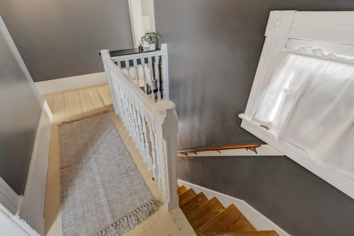 Apartment Elite Quarters Prime Location Downtown Hot Tub Bbq *