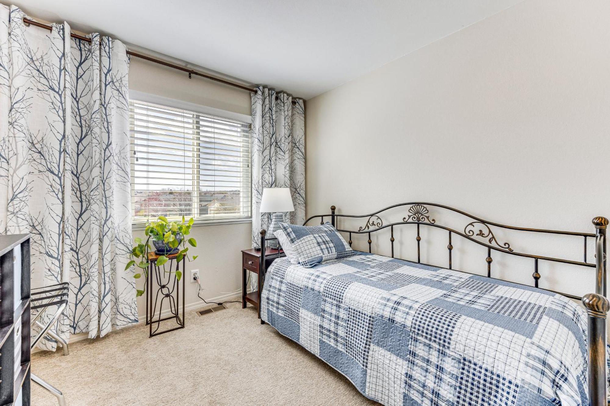 Modern House Location! Colorado Springs