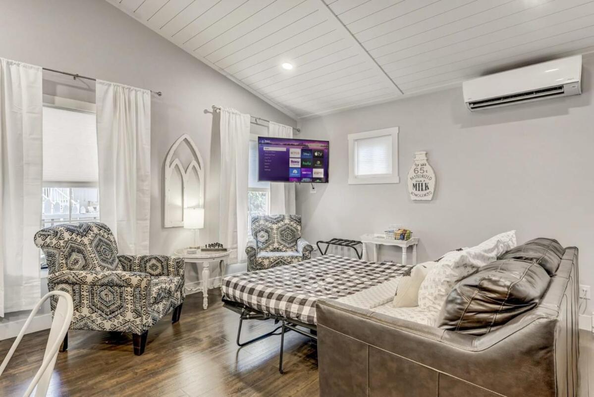 Golden Grotto - King Bbq Fire Pit Holiday home