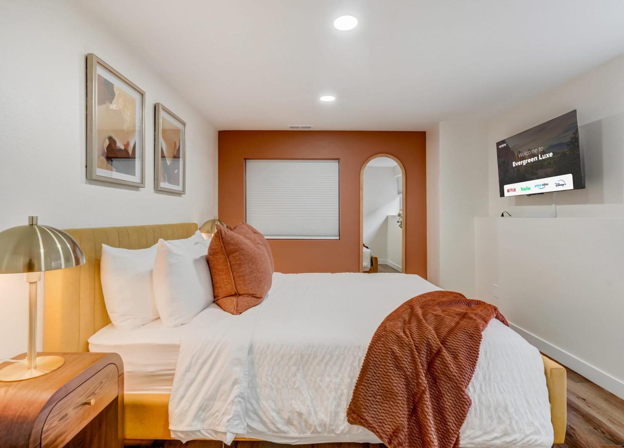 Evergreen Luxe - Hot Tub Gaming Haven Big Groups Holiday home *