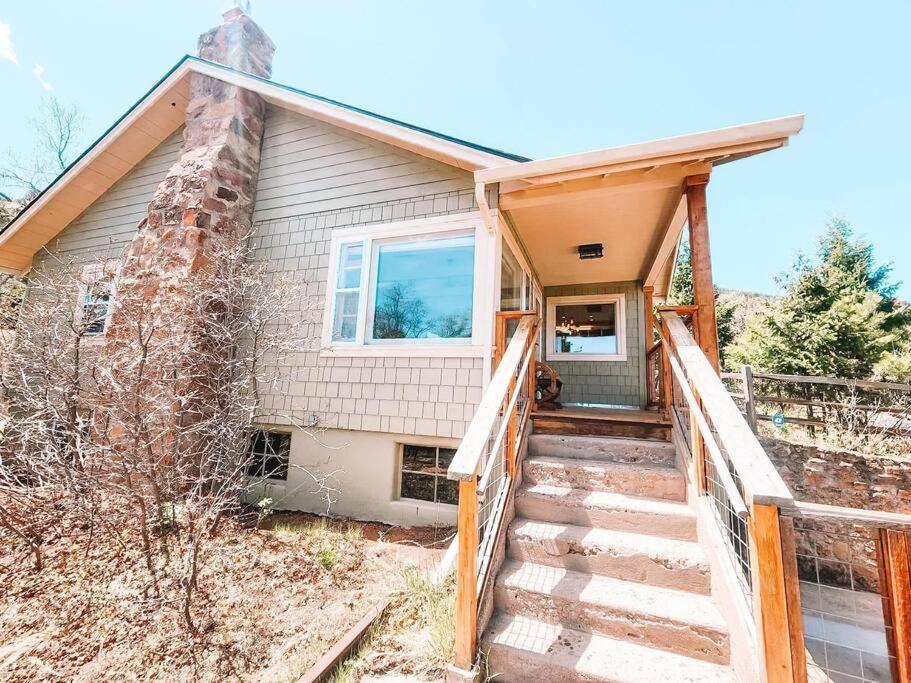 Gorgeous By Broadmoor Cheyenne Mtn Zoo Villa Colorado Springs