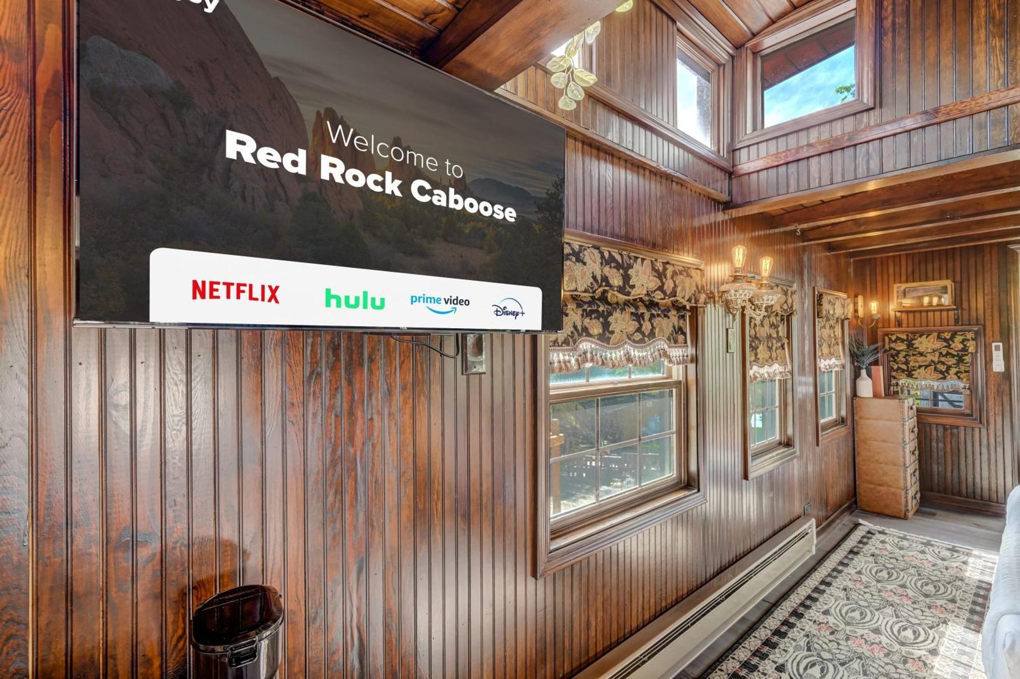 Holiday home 1920s Red Rock Caboose Bike Hike Explore *