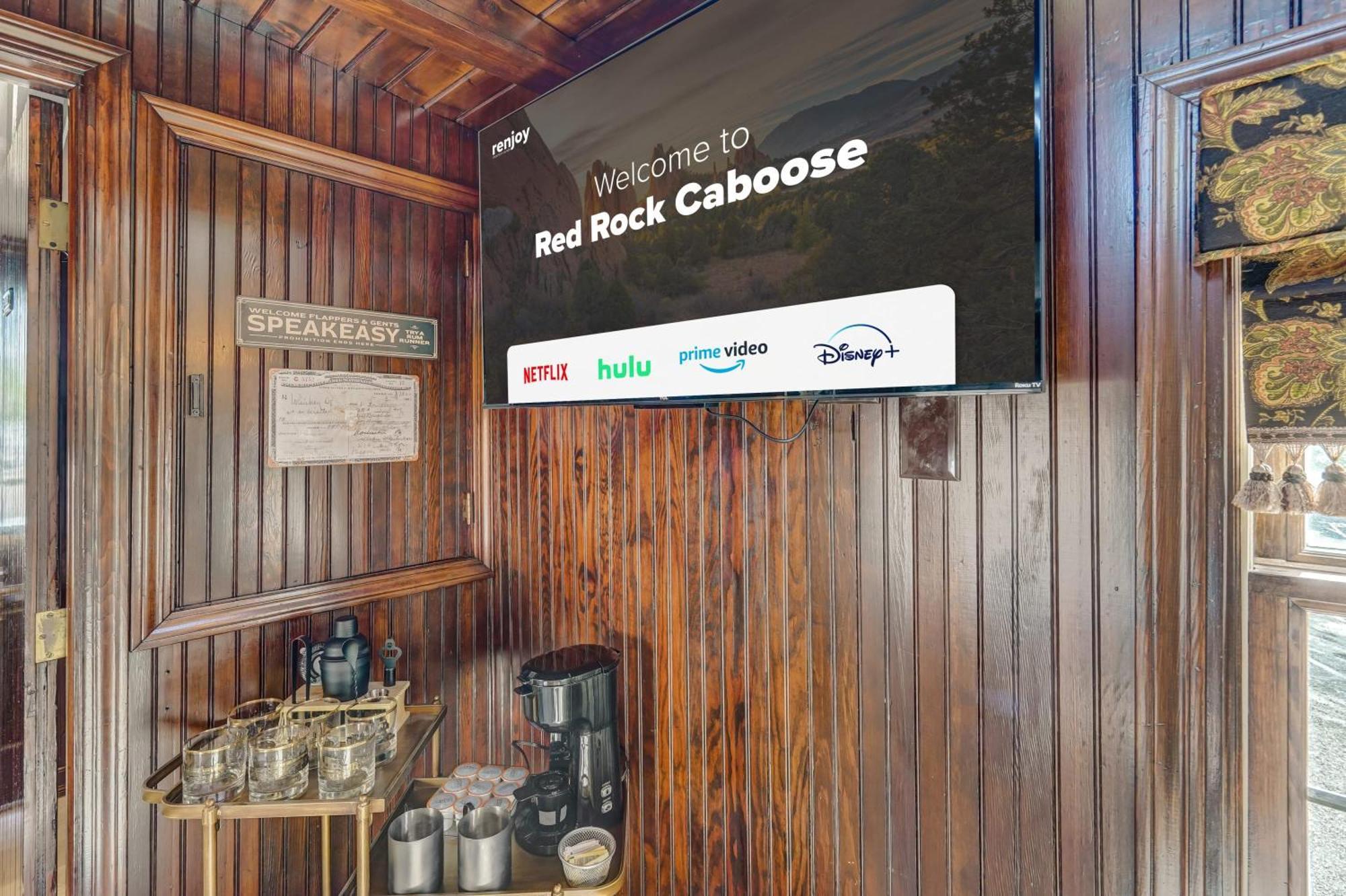 1920s Red Rock Caboose Bike Hike Explore Holiday home Colorado Springs