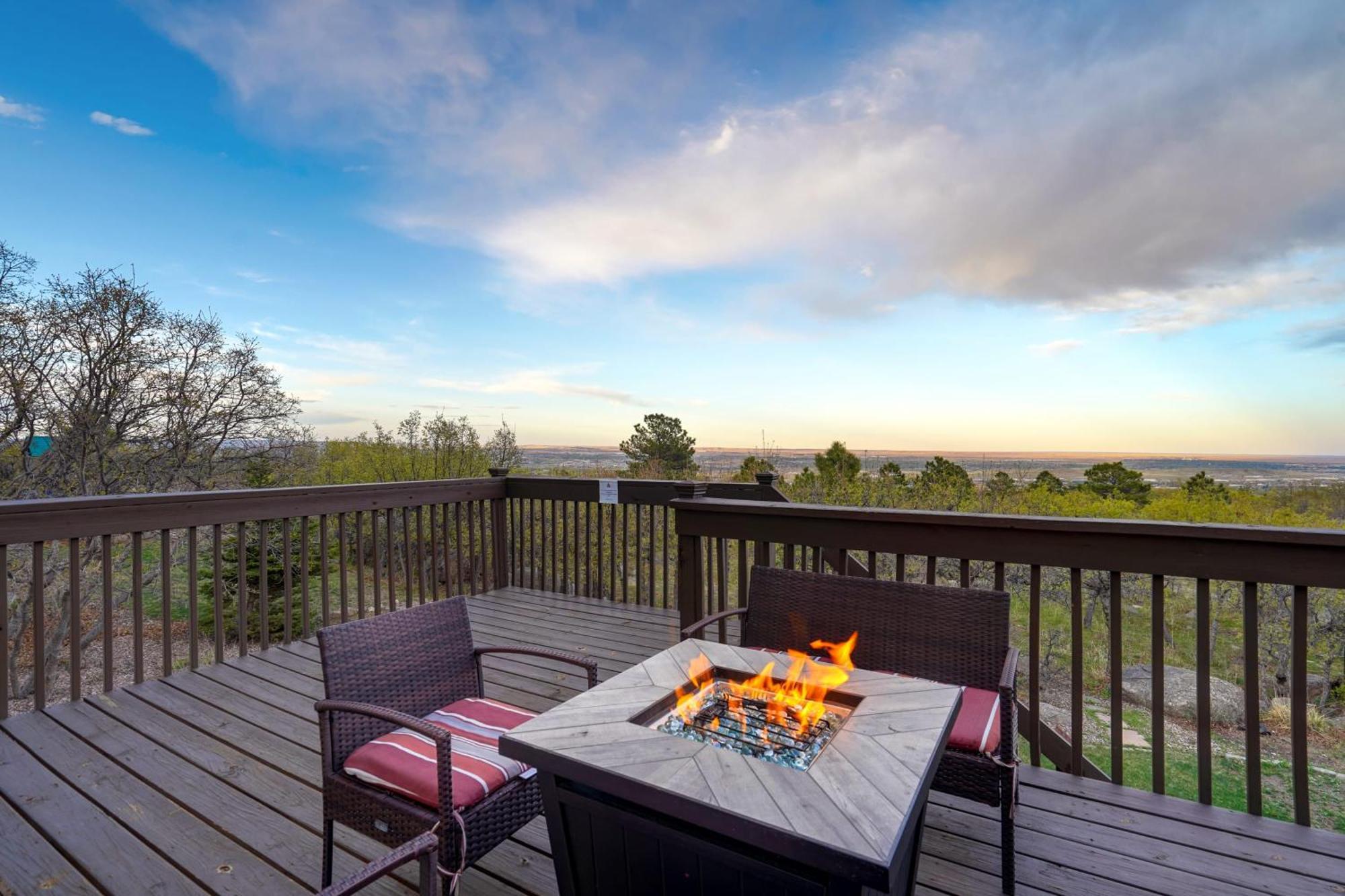 Holiday home Space Command A Views Bbq Games Prime Location Colorado Springs