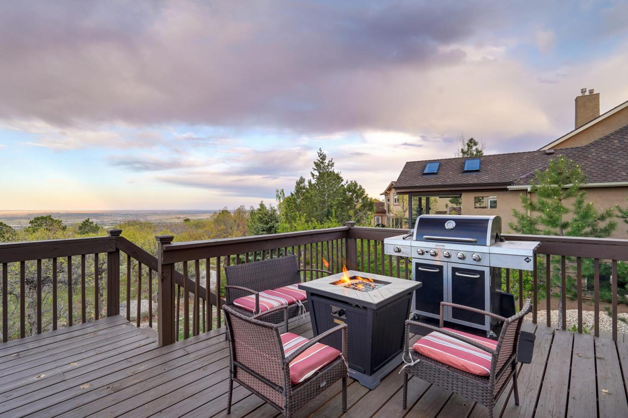 Space Command A Views Bbq Games Prime Location Colorado Springs