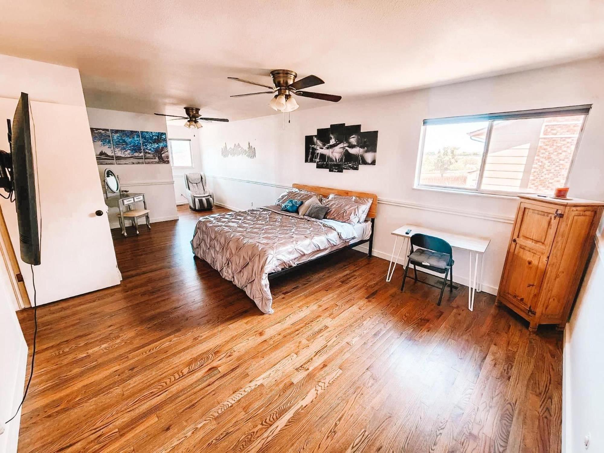 Theater Pet Friendly Near Af Academy Peaceful Villa