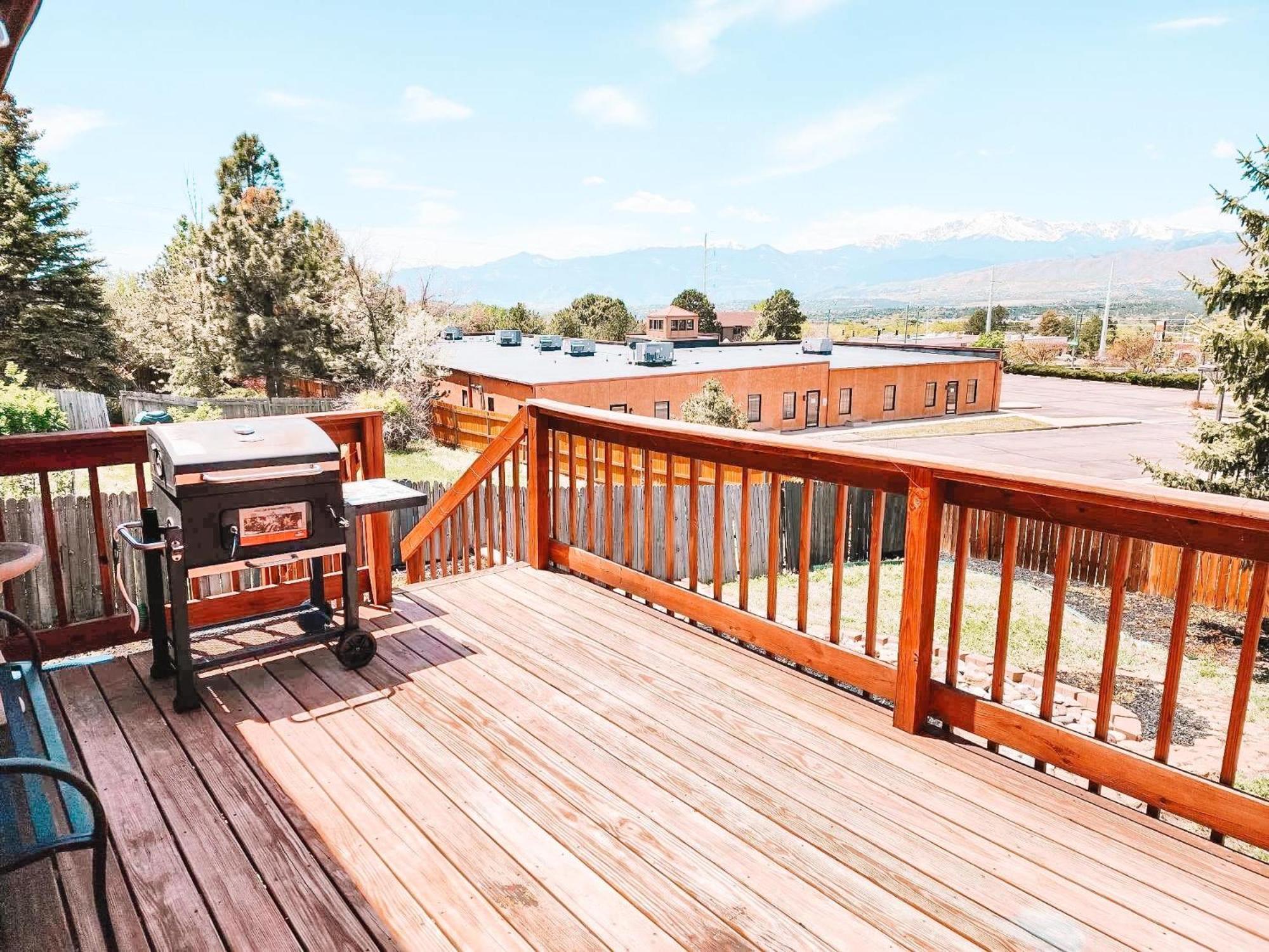 Villa Theater Pet Friendly Near Af Academy Peaceful *