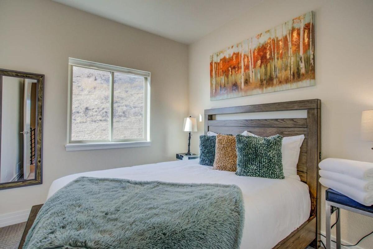 Holiday home Huge Epic Views 2 Rooftop Lounges Prime Area Colorado Springs