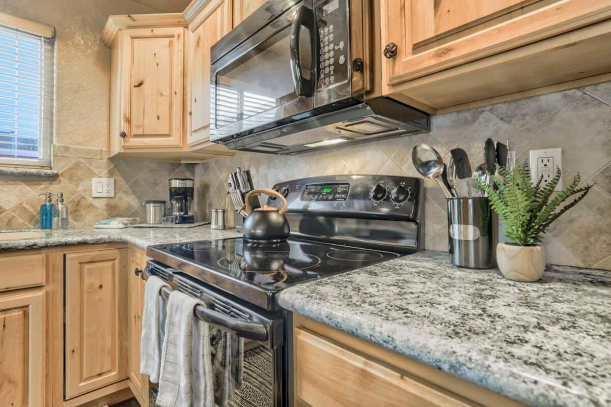 5bd Two Homes Firepit Great Family Vacation Area Holiday home