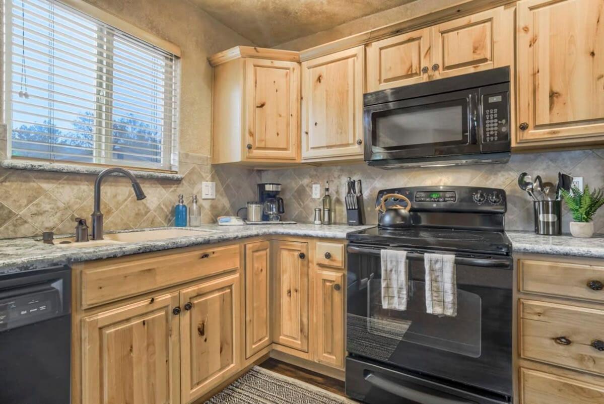 5bd Two Homes Firepit Great Family Vacation Area