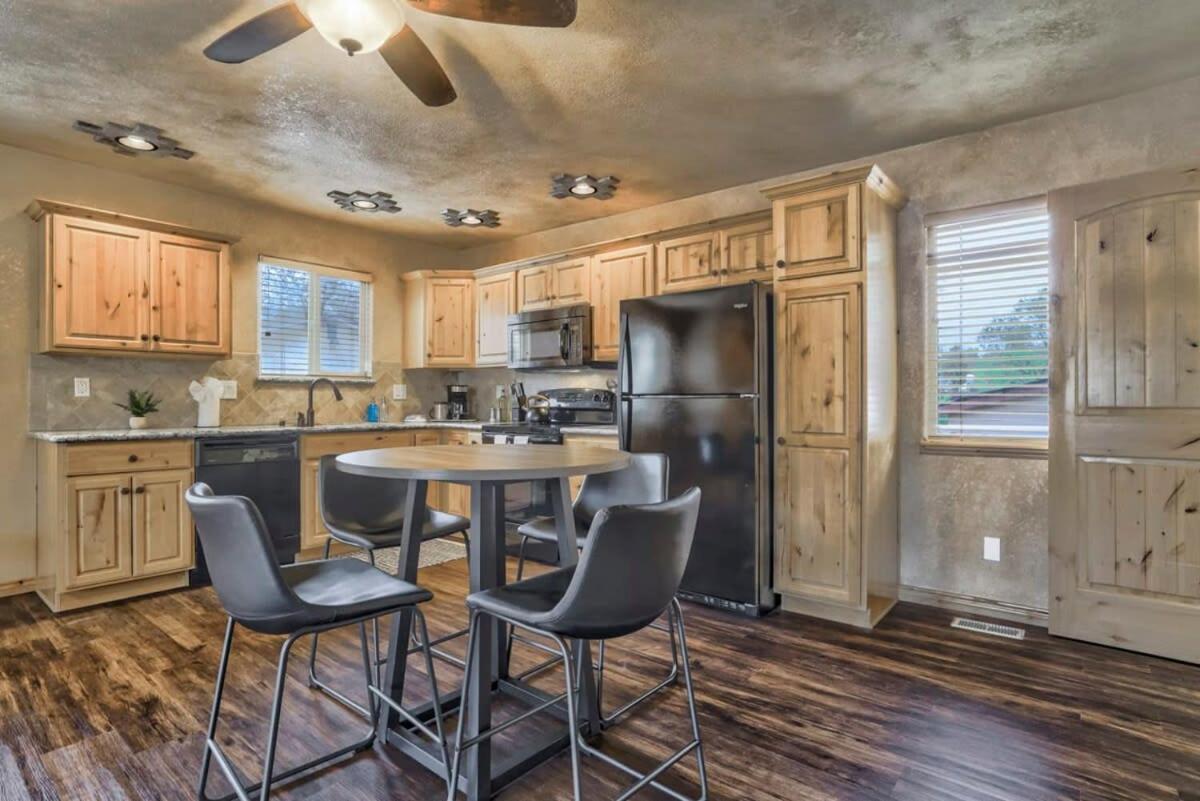 5bd Two Homes Firepit Great Family Vacation Area
