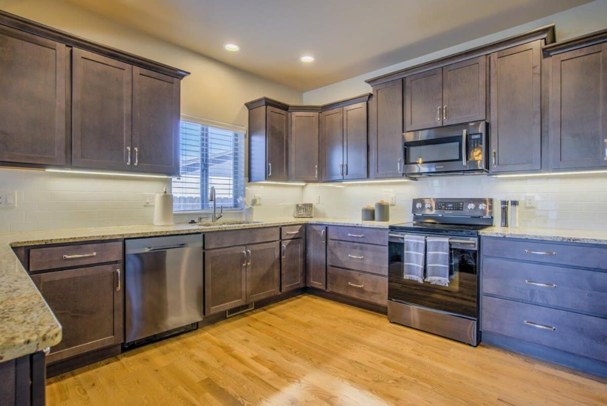 Holiday home 8bd Mnt Views Oasis Near Garden Of The Gods Ideal For Groups Colorado Springs