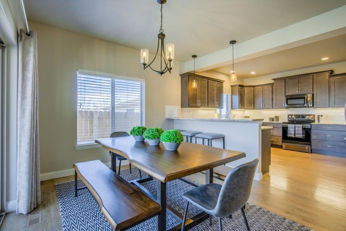 Holiday home 8bd Mnt Views Oasis Near Garden Of The Gods Ideal For Groups