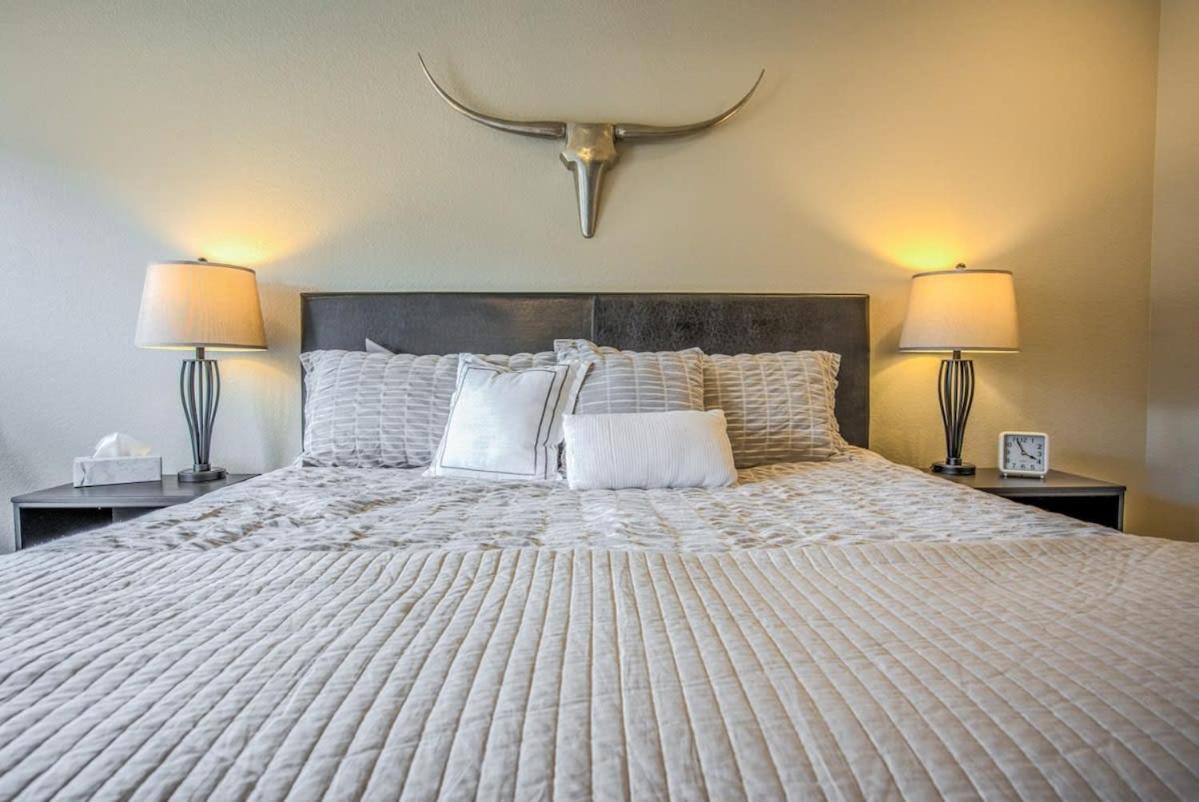 8bd Mnt Views Oasis Near Garden Of The Gods Ideal For Groups Holiday home Colorado Springs