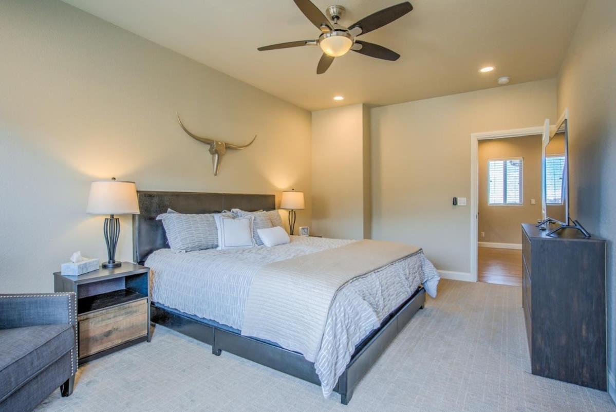 8bd Mnt Views Oasis Near Garden Of The Gods Ideal For Groups