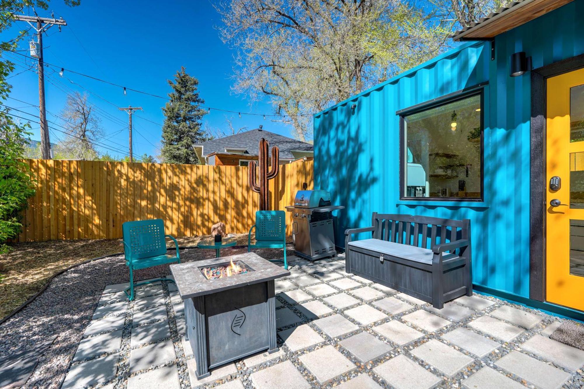 Holiday home Cargo Casita Shipping Container Tiny Colorado Springs