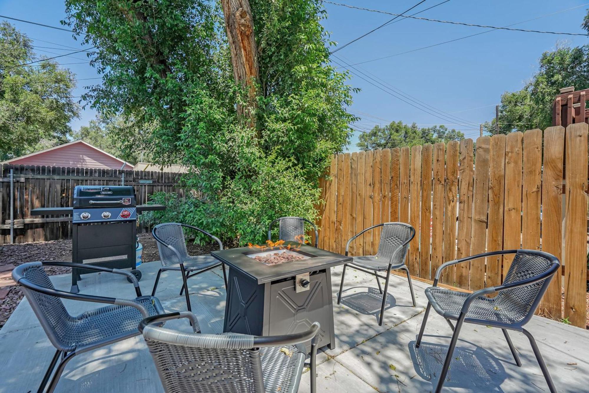 Neighborly Heights - Downtown King Bbq Fire Pit Holiday home *