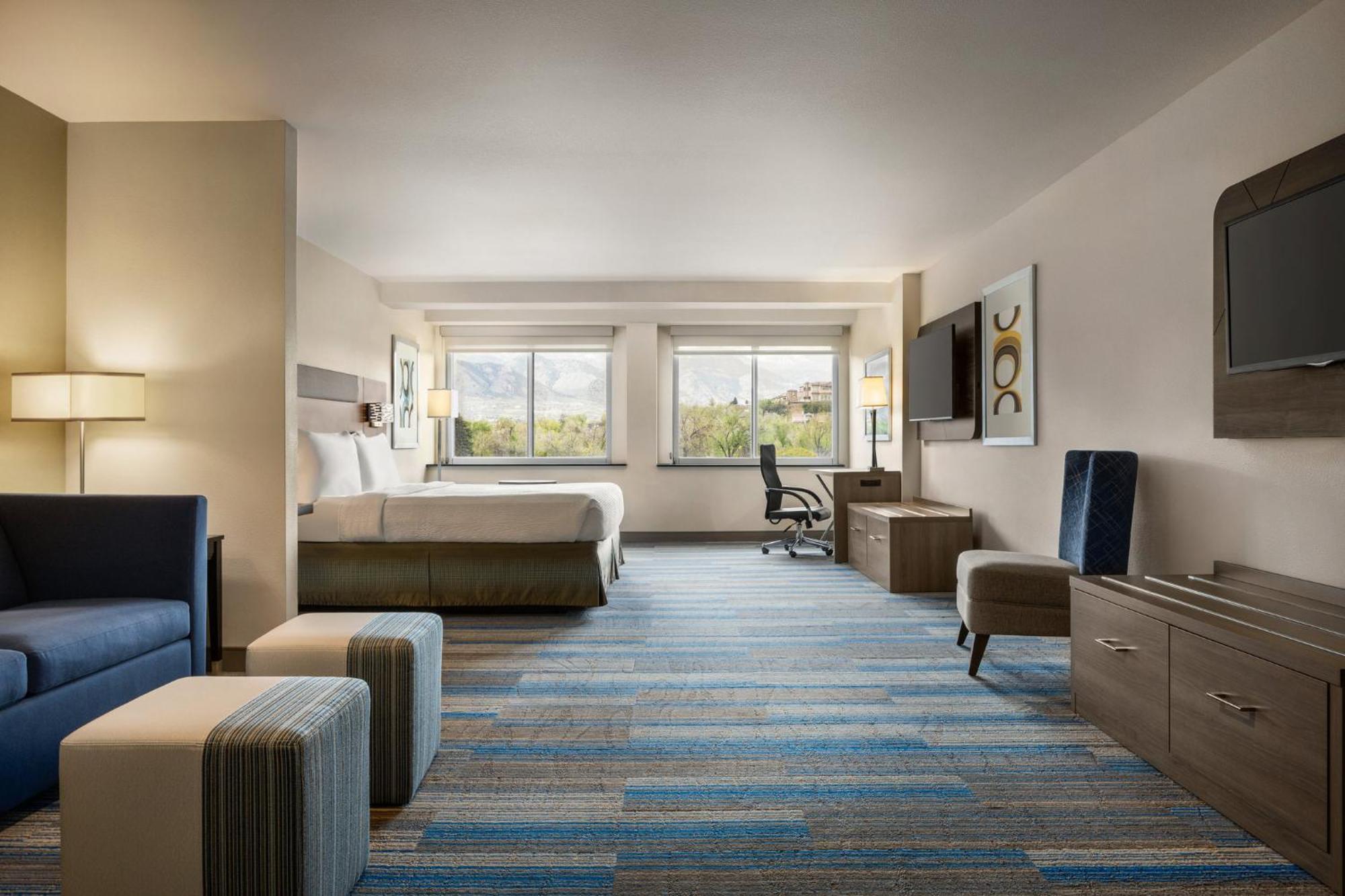 Express & By Ihg 2* Colorado Springs