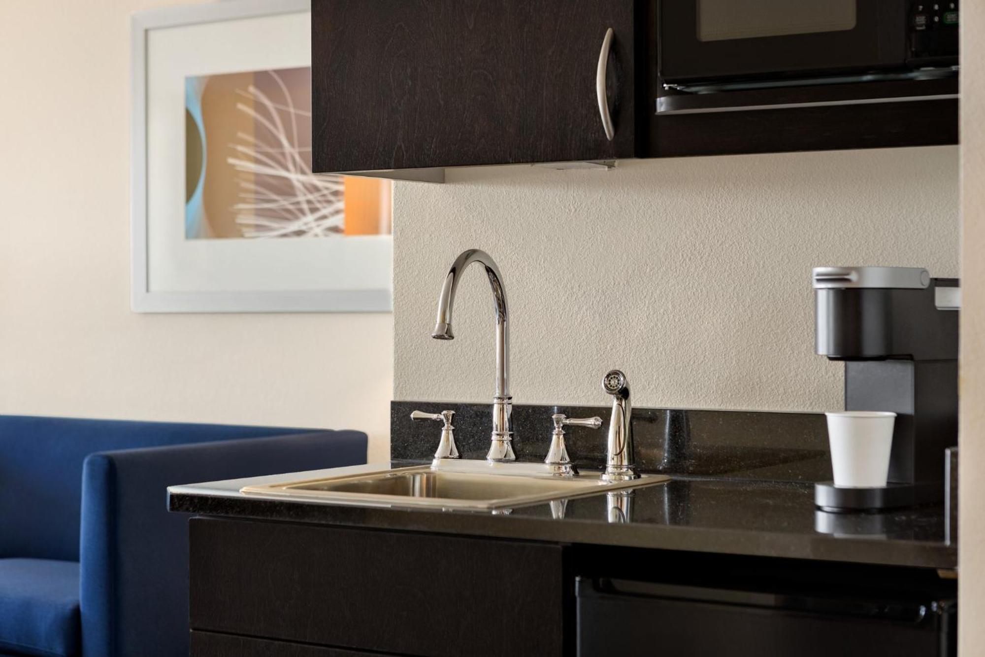 Express & By Ihg Hotel
