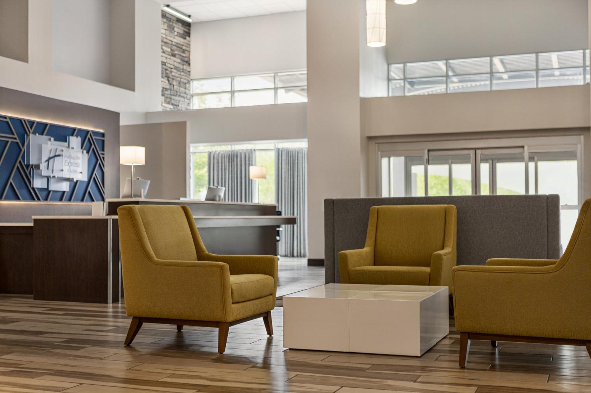 Express & By Ihg 2* Colorado Springs