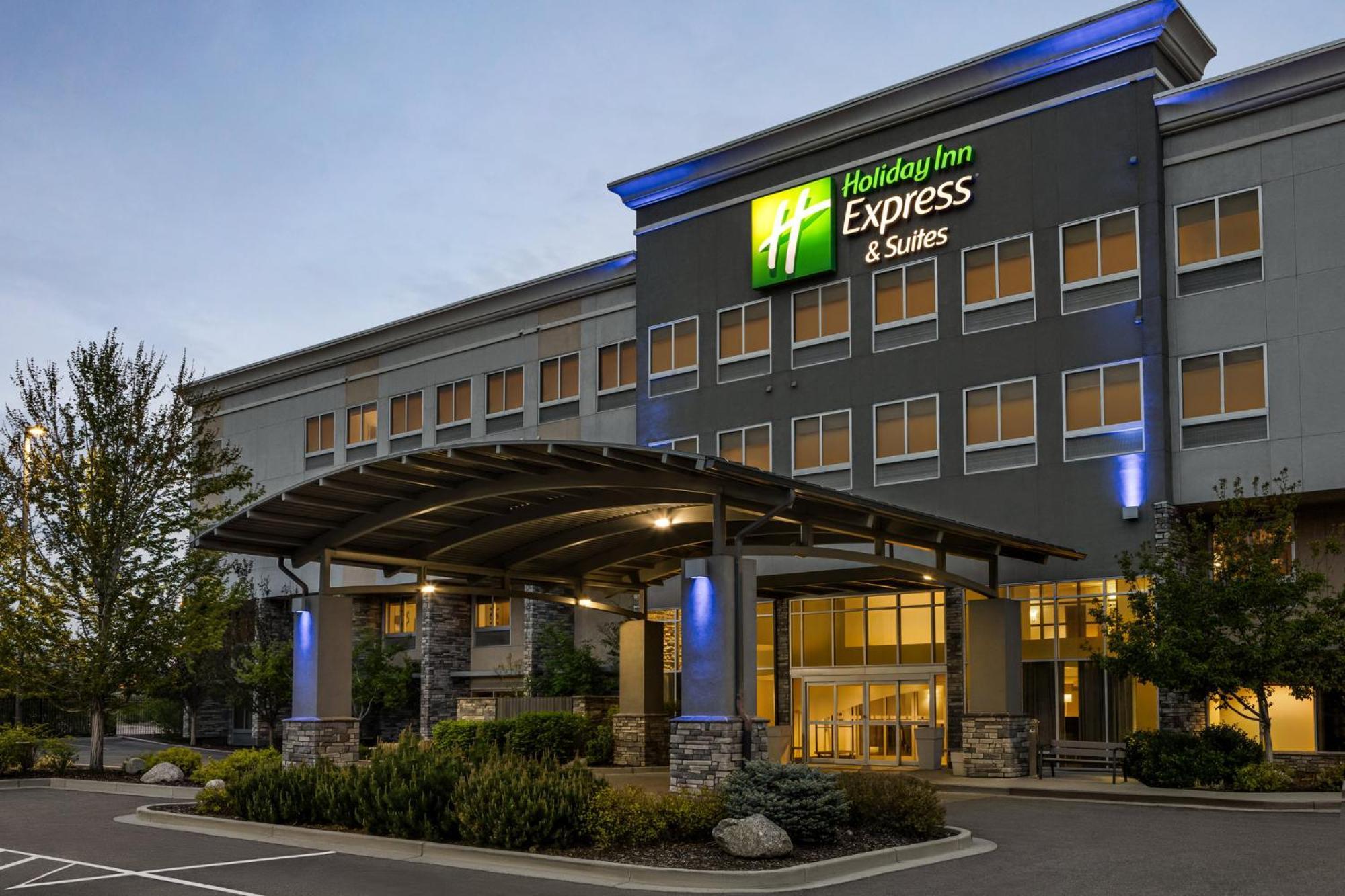 Express & By Ihg Hotel 2*