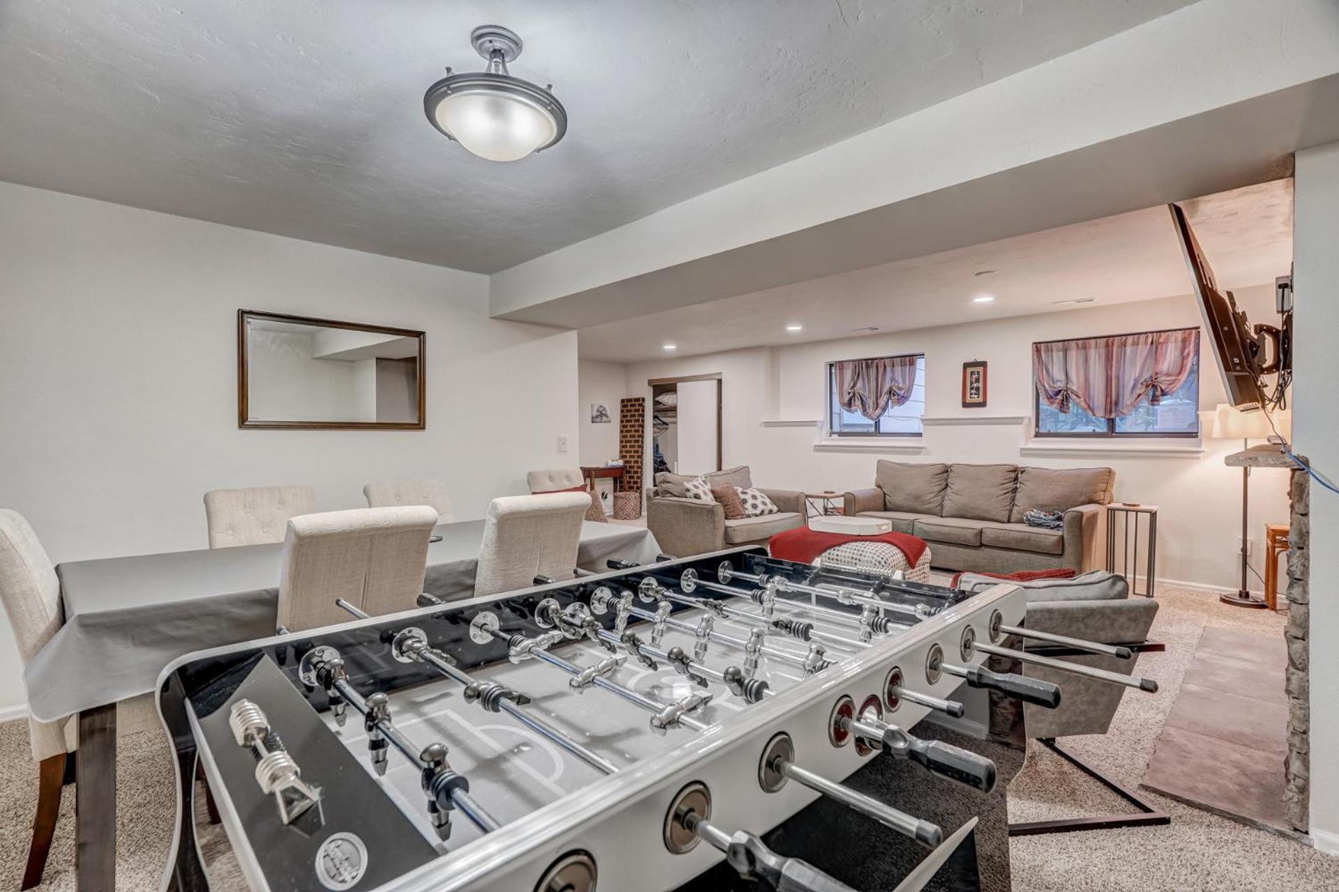 Holiday home Colorado Retreat-king-pikes Peak View-foosball