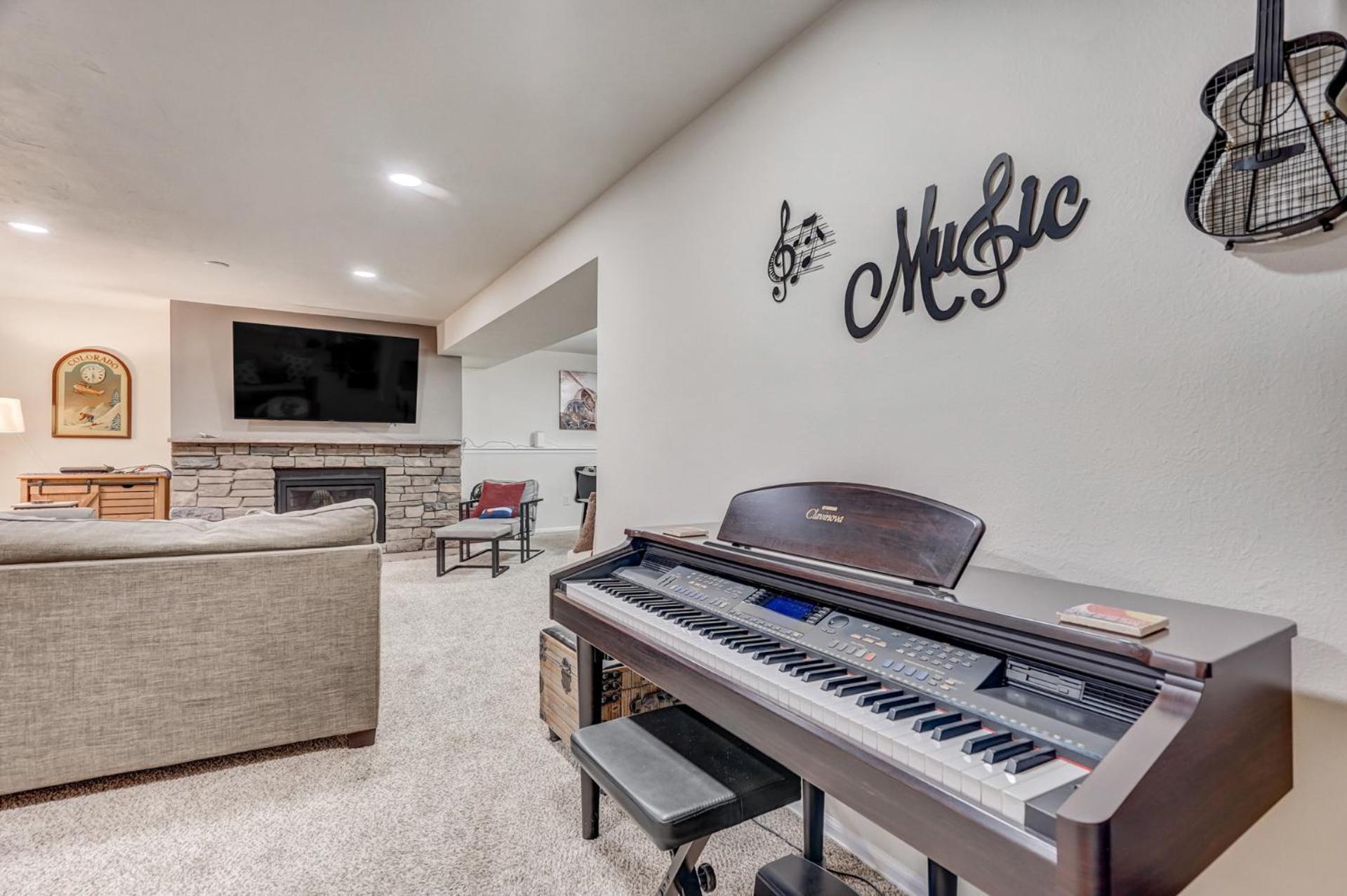 Colorado Retreat-king-pikes Peak View-foosball Holiday home