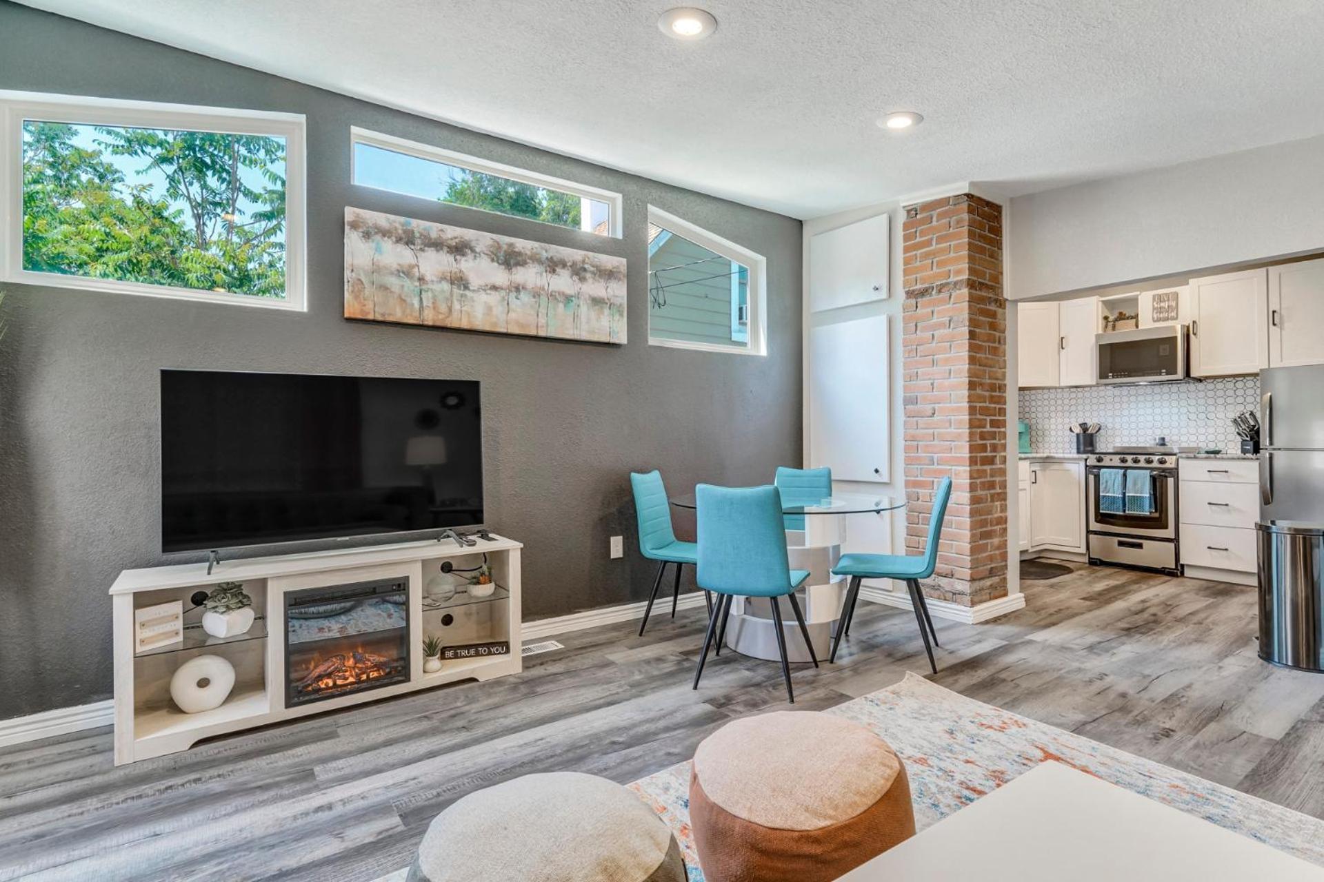 Holiday home Walkable To Downtown Restaurants & Bars-fire Pit