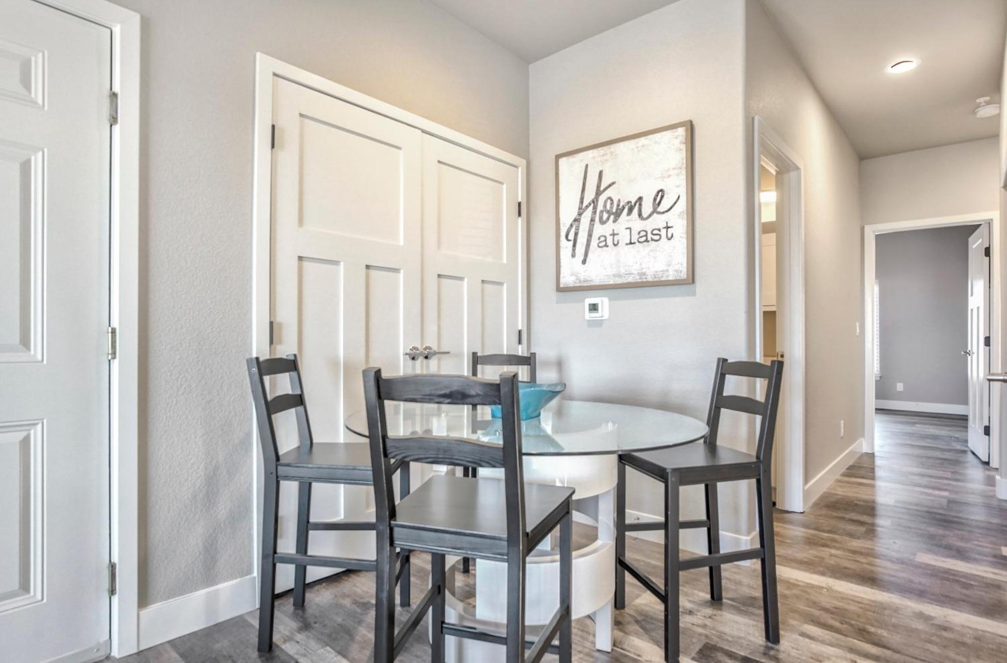 Holiday home New Upper Condo-covered Deck-pet Friendly Colorado Springs