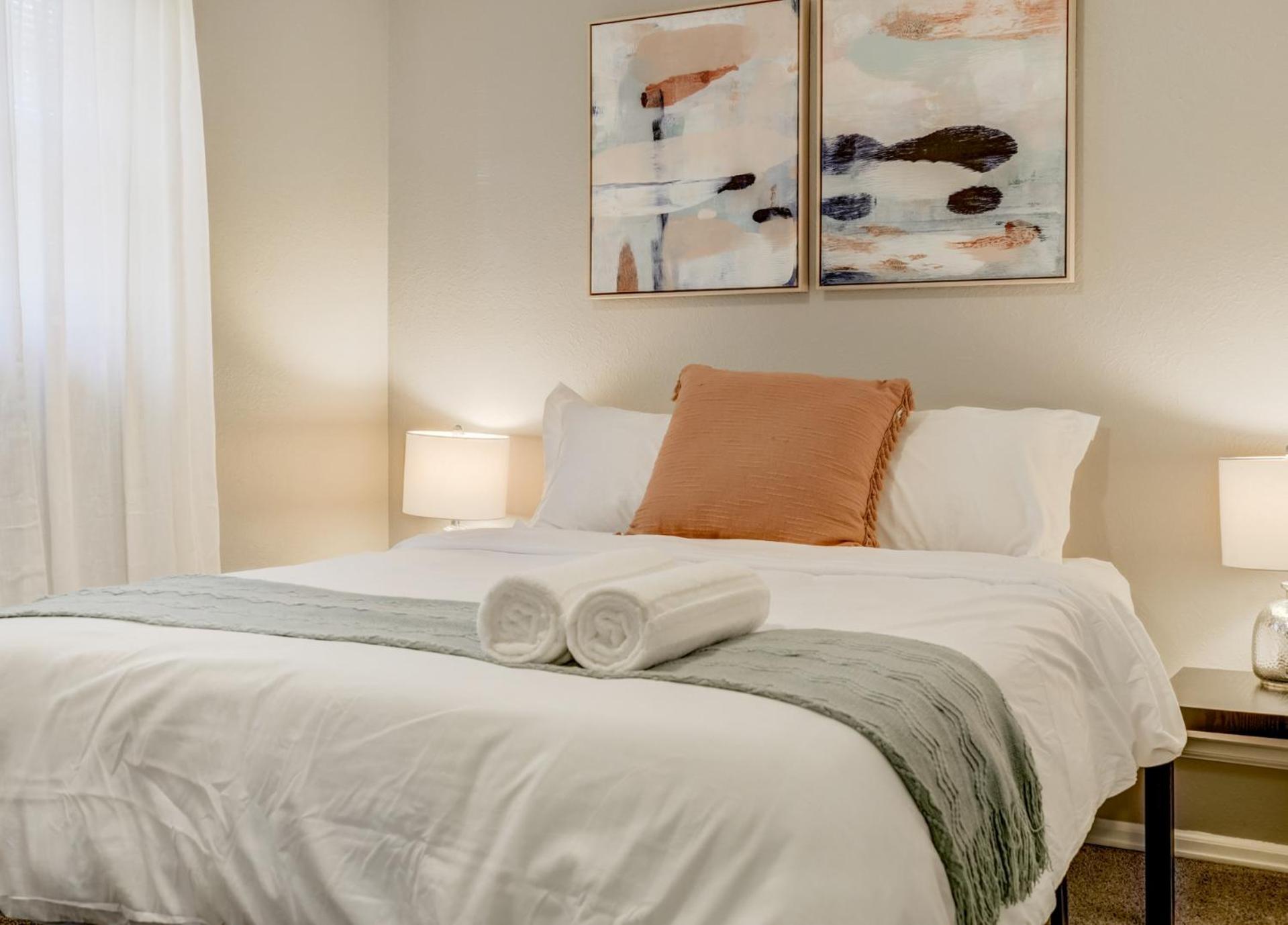 Mid-stay - Mountain View - Pets Ok - By Nestago * Colorado Springs