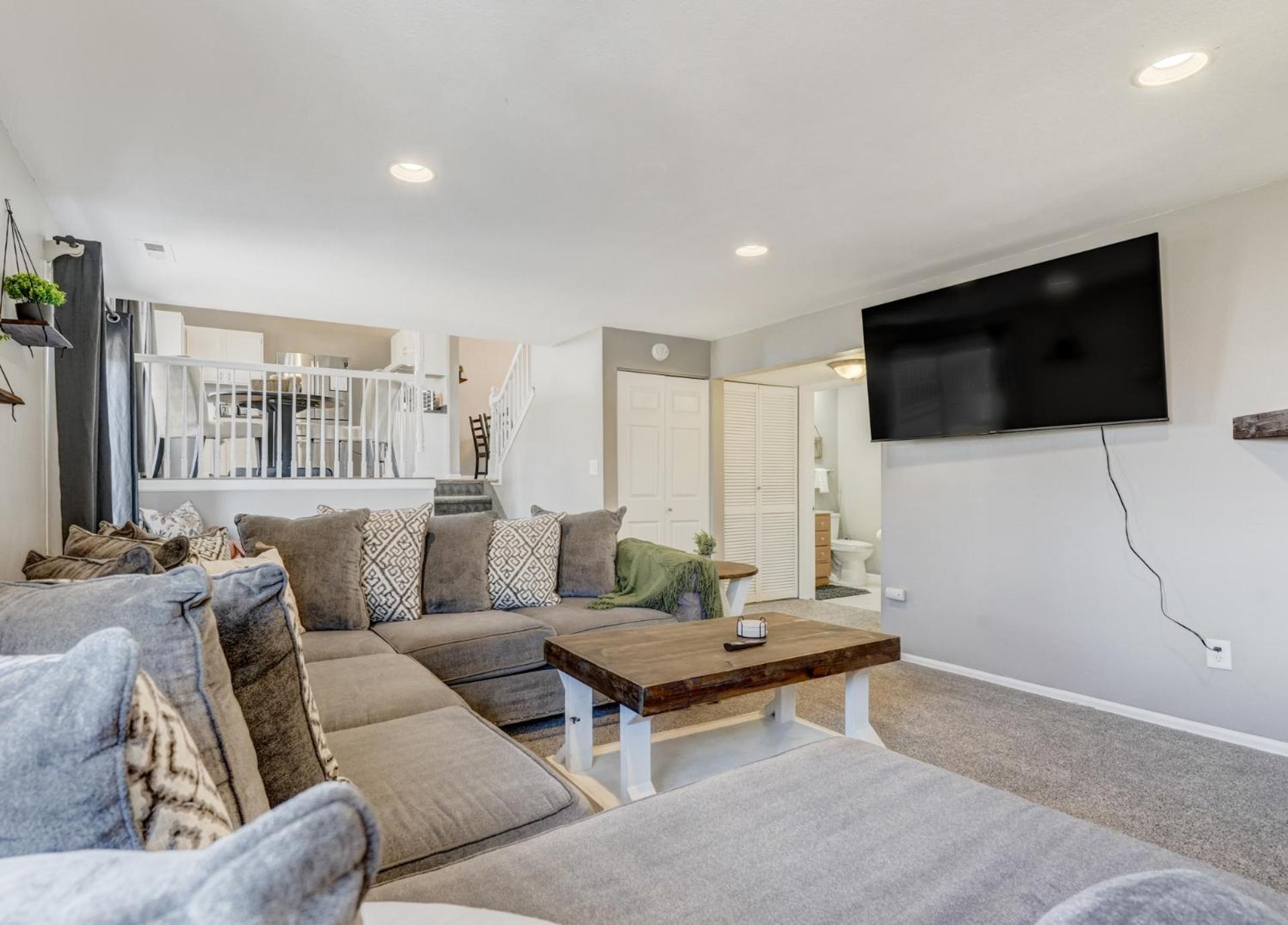 Holiday home Mid-stay - Mountain View - Pets Ok - By Nestago