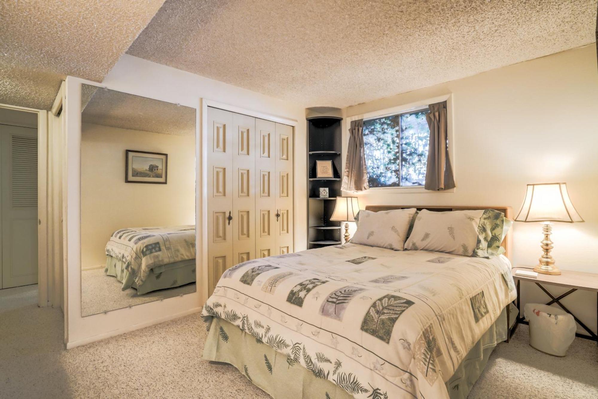 Cozy Ground Floor - Pet Friendly - Work Space *