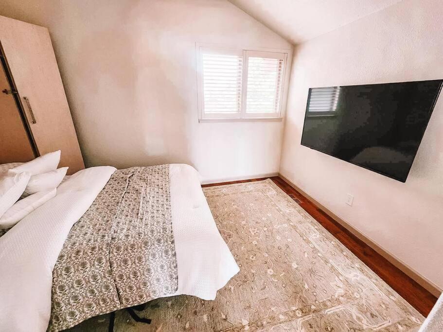 Luxury Living Near Gog Northwest * Colorado Springs