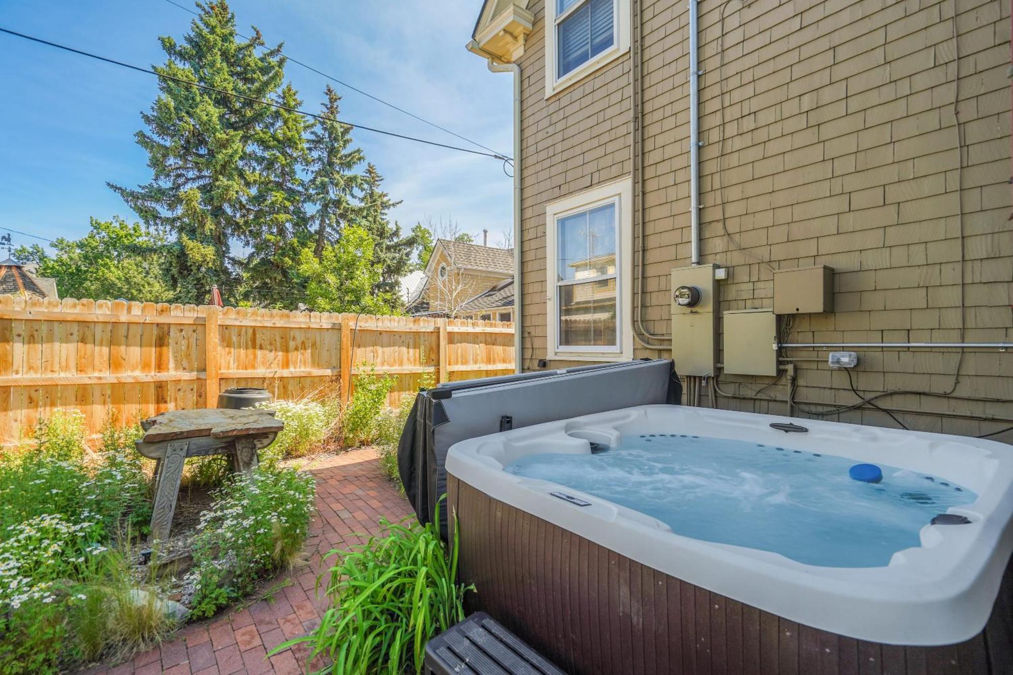 Holiday home Noble Mansion 7 Bedrooms W Hot Tub Firepit & Bbq Colorado Springs