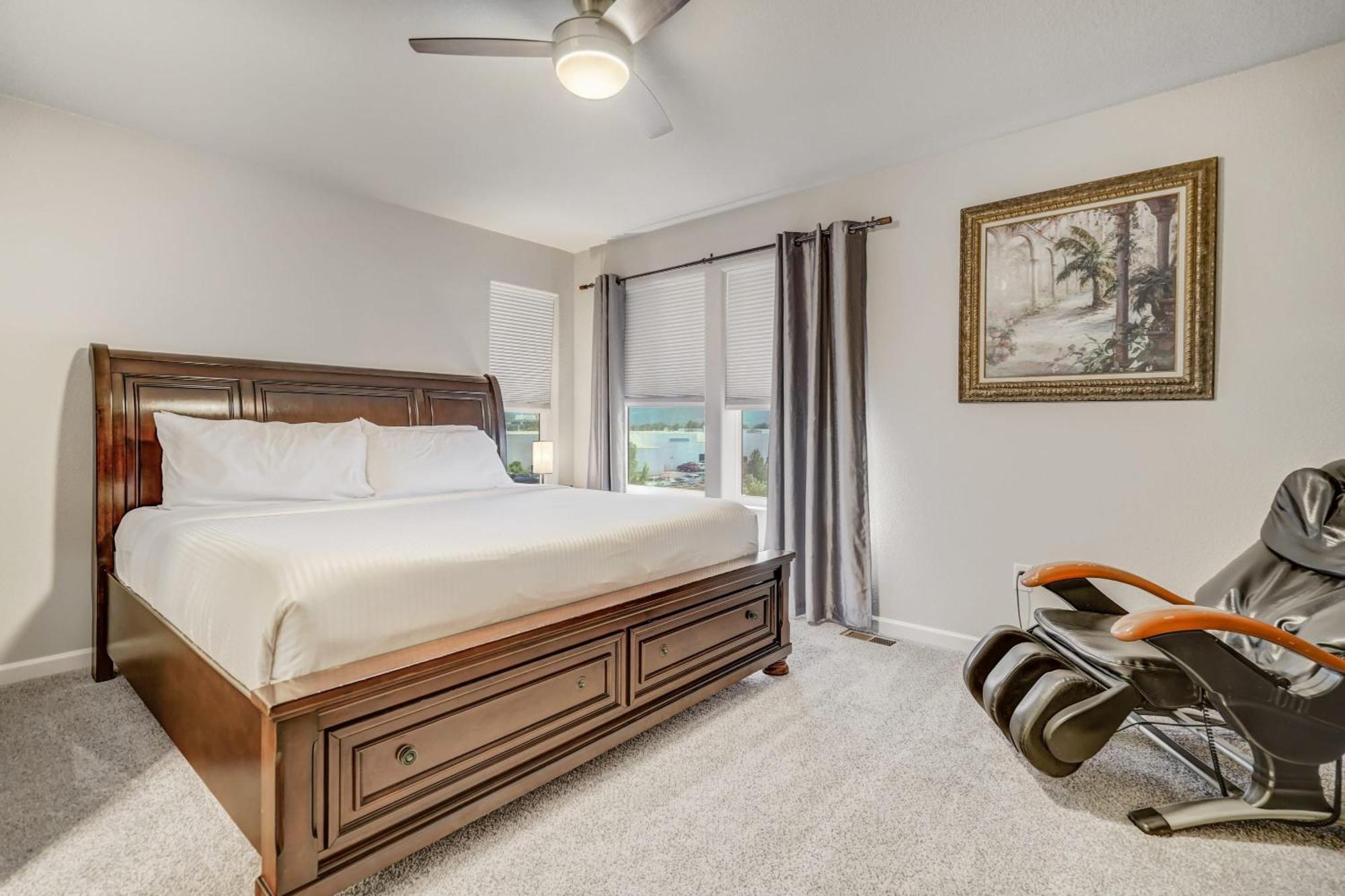 Apartment Sakura Springs Garden Of The Gods Dog Friendly *