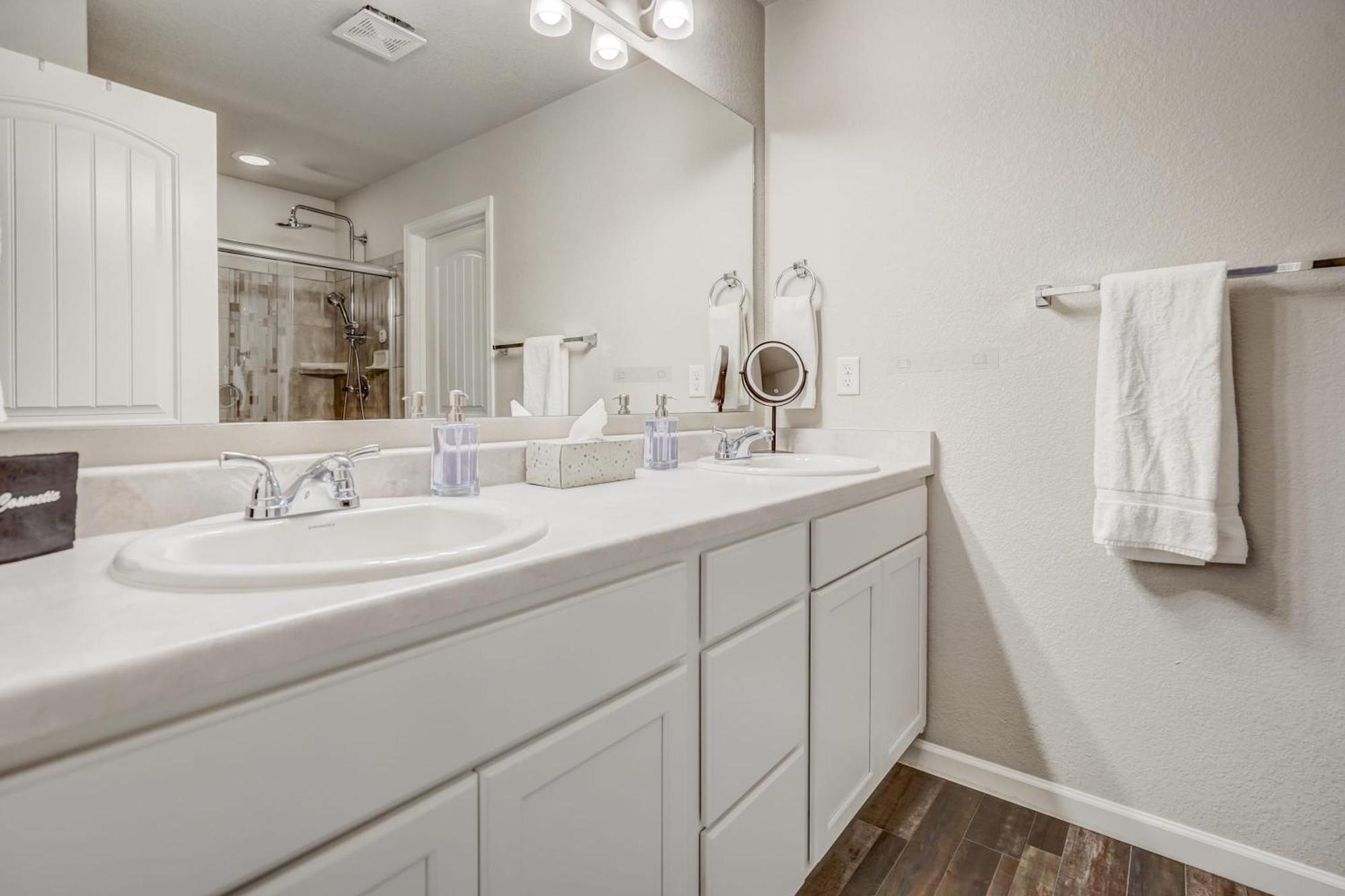Sakura Springs Garden Of The Gods Dog Friendly Apartment