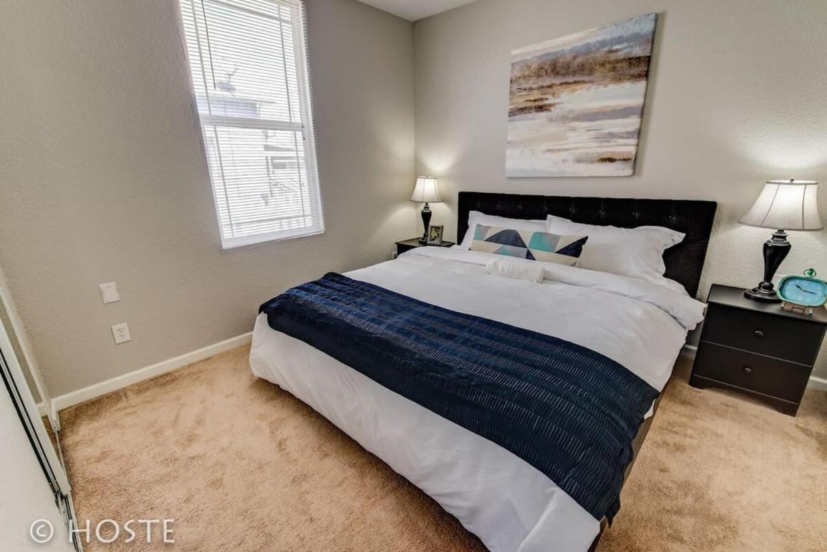 Apartment *h New!* 1 Bedroom Downtown Townhome, Newly Renovated! Colorado Springs