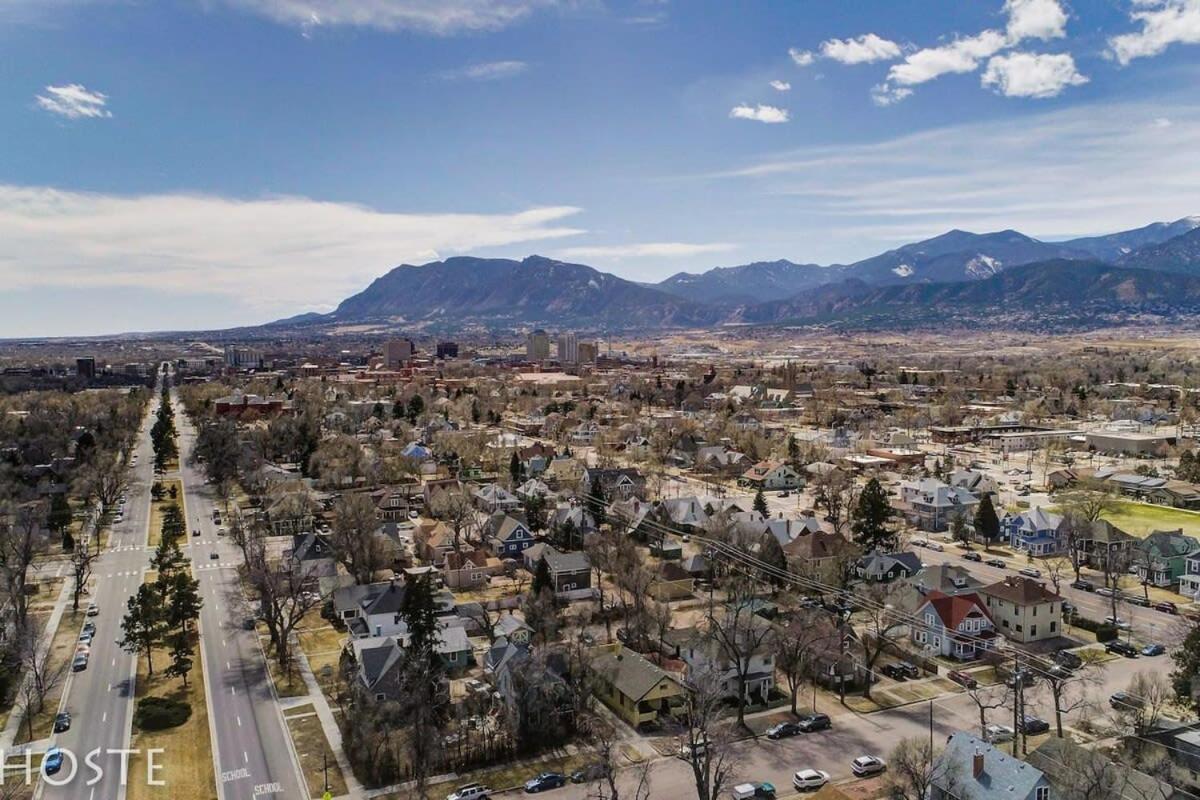 *h New!* 1 Bedroom Downtown Townhome, Newly Renovated! Colorado Springs