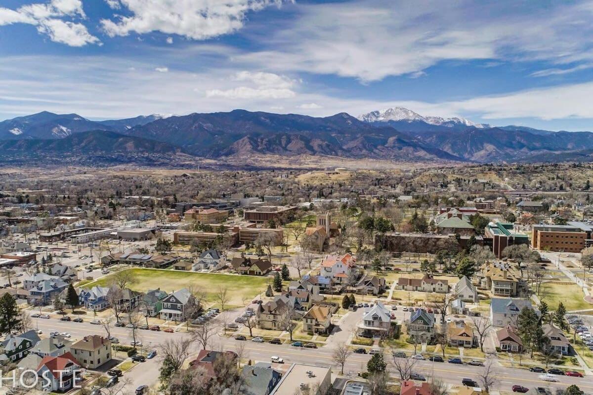 *h New!* 1 Bedroom Downtown Townhome, Newly Renovated!