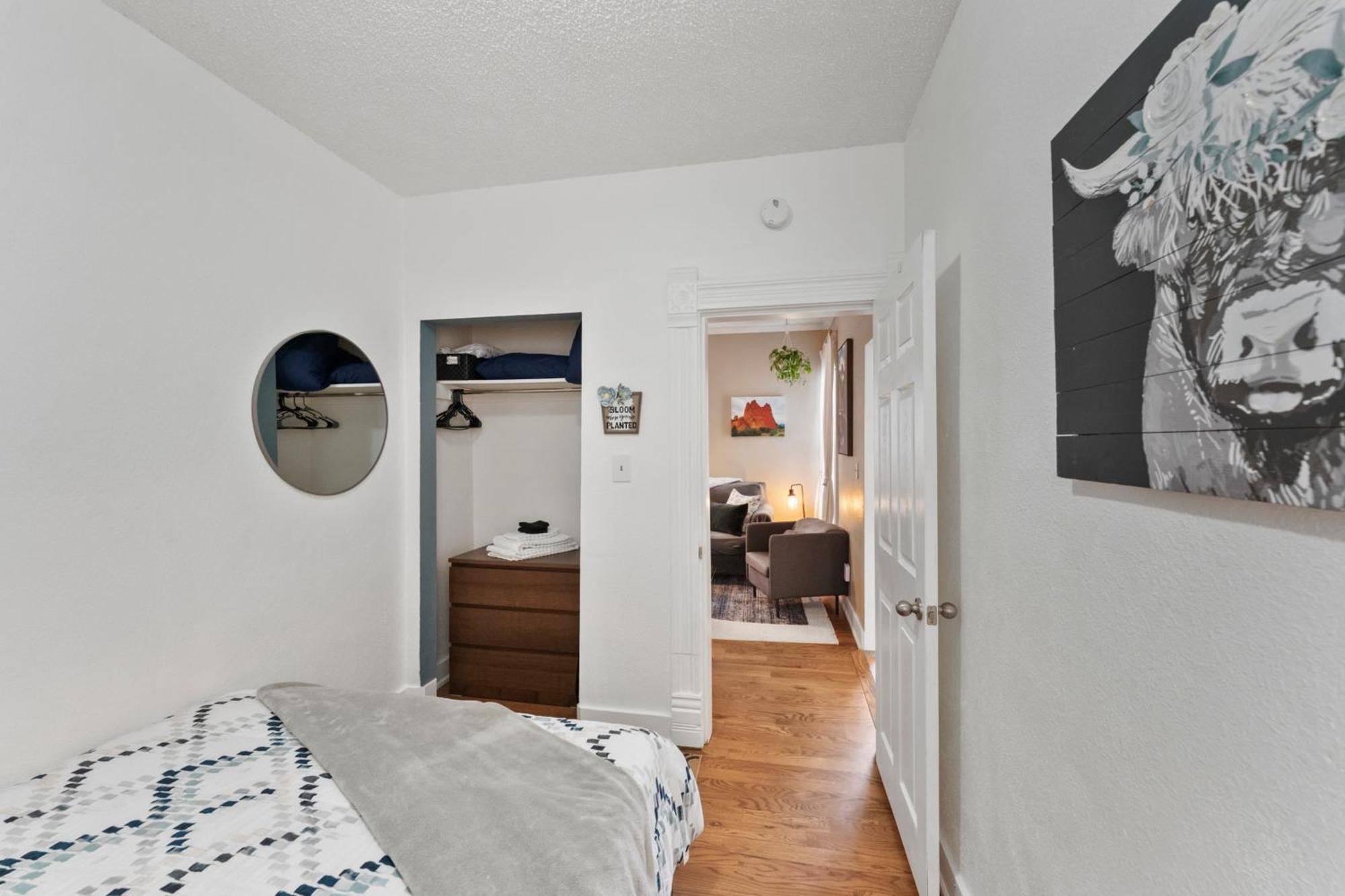 Holiday home 3 Bedroom *downtown* With Firepit *