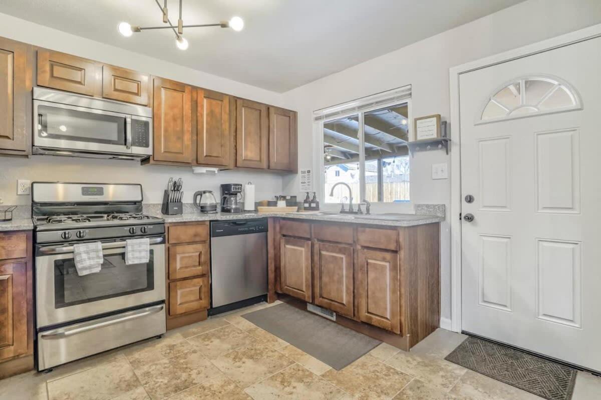 3bd Family Retreat Near Cos Airport & Carson Colorado Springs