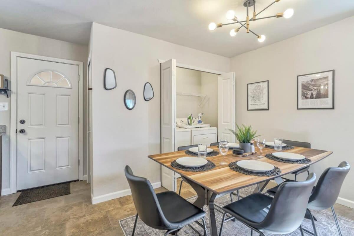 3bd Family Retreat Near Cos Airport & Carson Colorado Springs