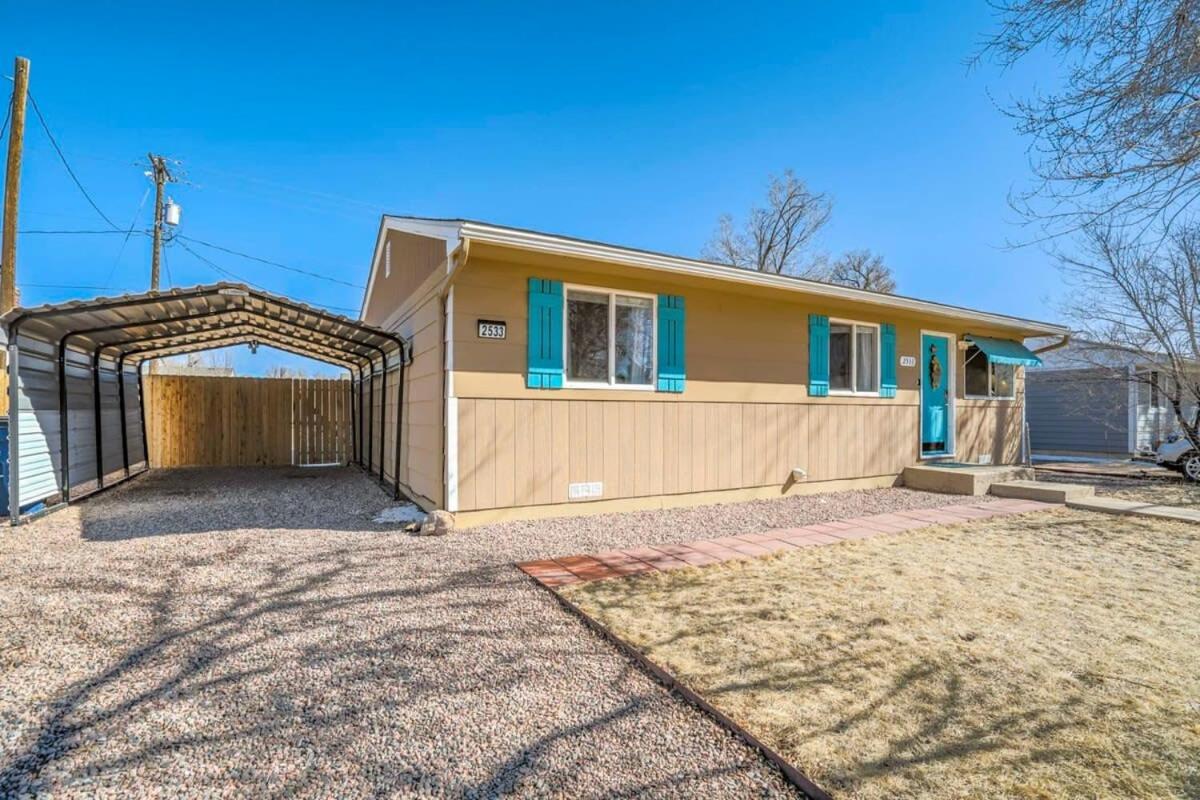 3bd Family Retreat Near Cos Airport & Carson