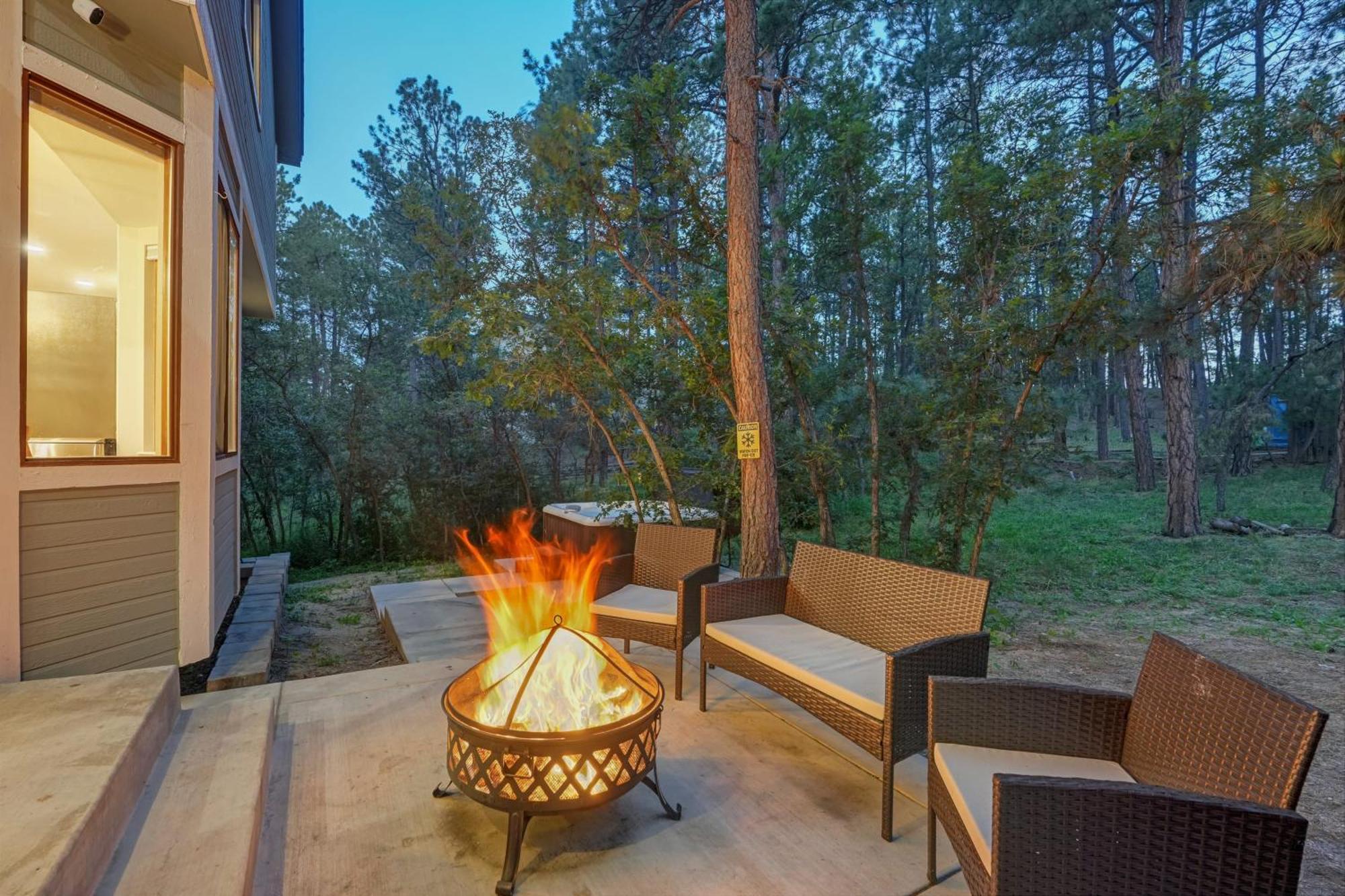 Holiday home Fox Run Retreat Hot Tub & Fire Pit & Bbq Colorado Springs