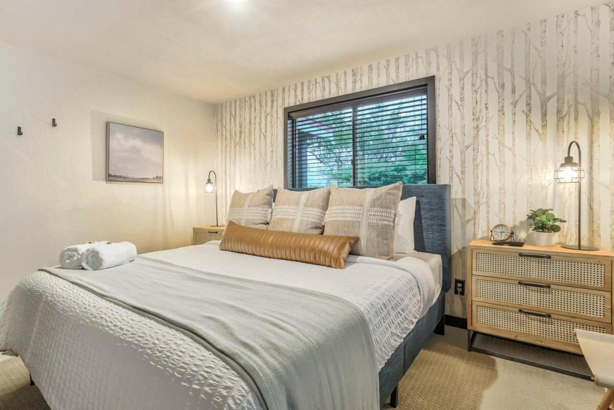 Pinewood Meadow & Scenic Hot Tub & Bbq & Outdoors *