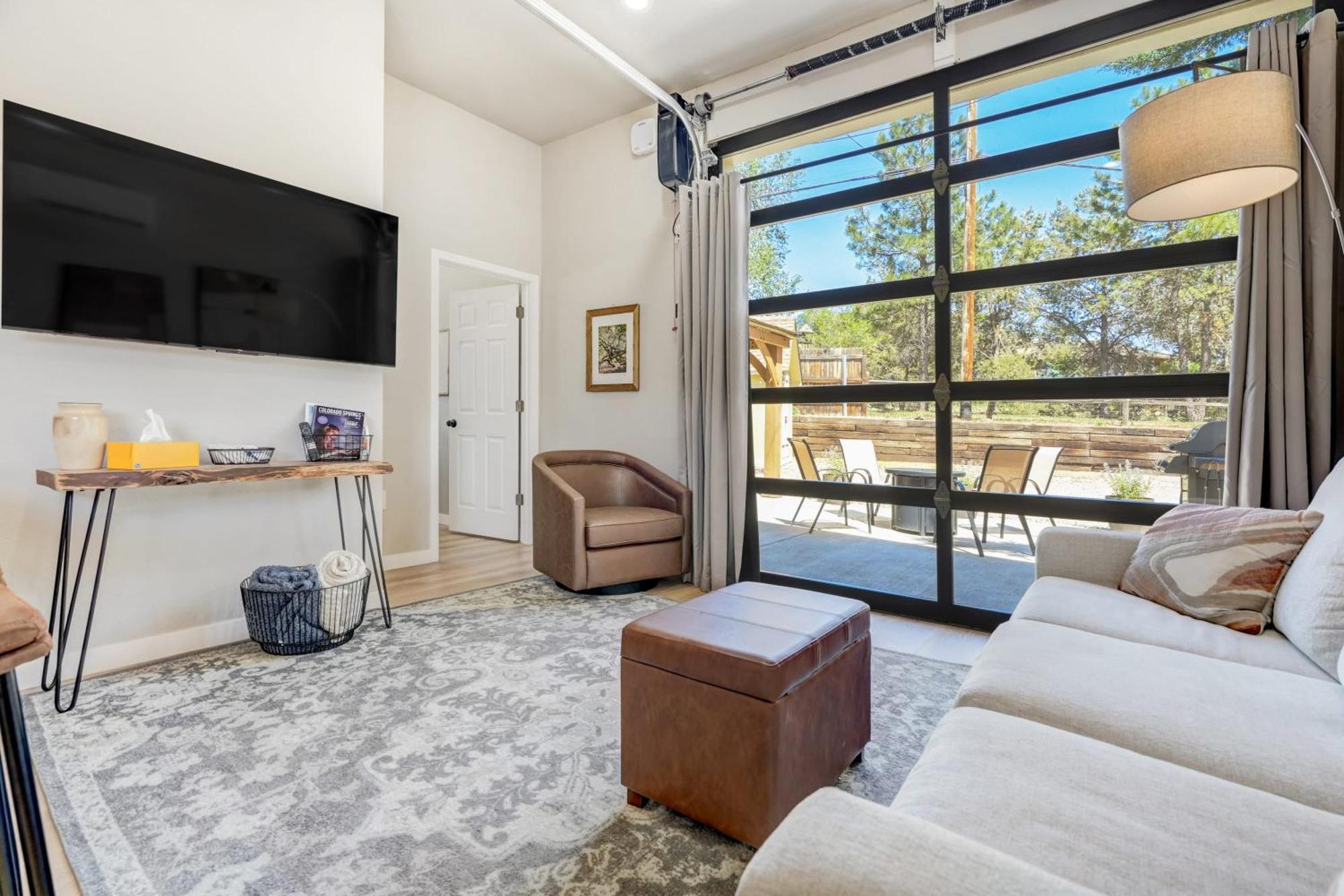 Apartment Pinewood Sanctuary Secluded & Peaceful Occ Oasis Colorado Springs