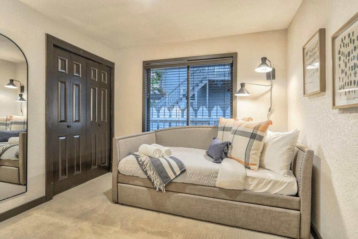 Pinewood Meadow & Scenic Hot Tub & Bbq & Outdoors * Colorado Springs